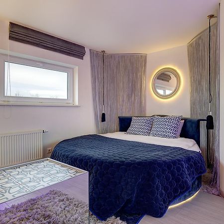 June Street Spa Apartments فيلنيوس المظهر الخارجي الصورة